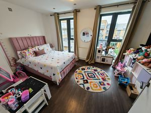 Photo 6- click for photo gallery